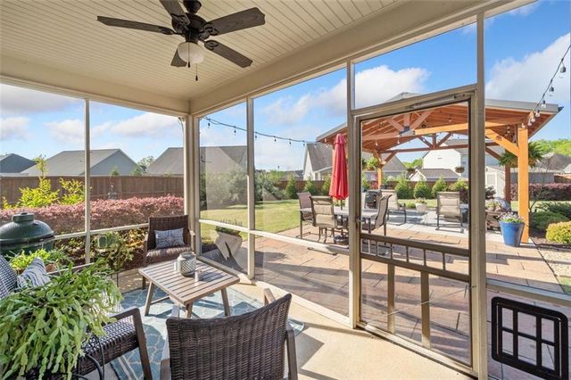 10 Catalpa SE Court, Cartersville, GA 30120