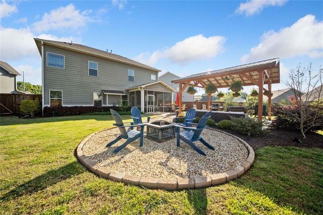 10 Catalpa SE Court, Cartersville, GA 30120