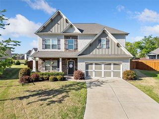 10 Catalpa SE Court, Cartersville, GA 30120