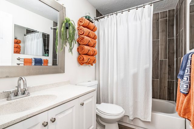 1190 N QUINCY AVE, Ogden, UT 84404