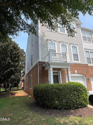 4905 Wyatt Brook Way, Raleigh, NC 27609