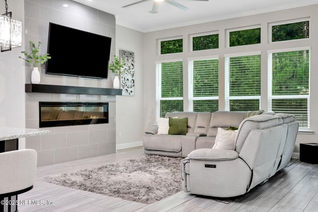 4222 EAGLE LANDING Parkway, Orange Park, FL 32065