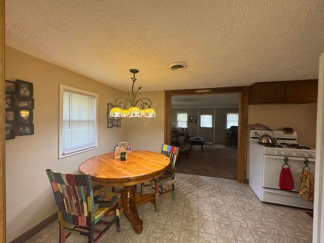 705 Nicolet Trail, Houghton Lake, MI 48629