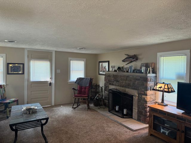 705 Nicolet Trail, Houghton Lake, MI 48629