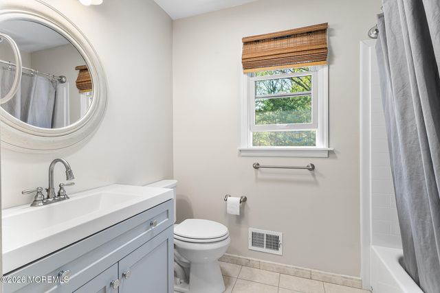 12 Fox Hill Drive, Howell, NJ 07731