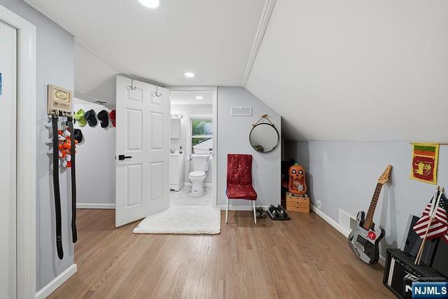 501 2nd Avenue, Roselle, NJ 07203