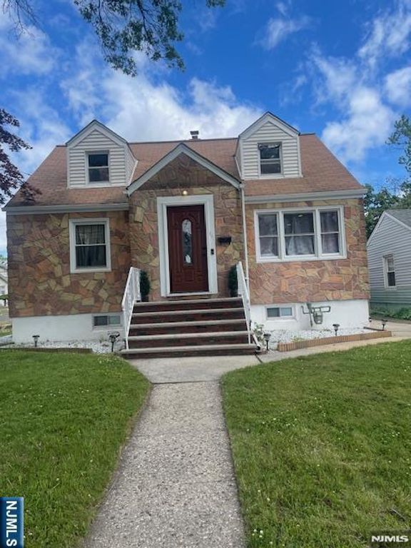 501 2nd Avenue, Roselle, NJ 07203