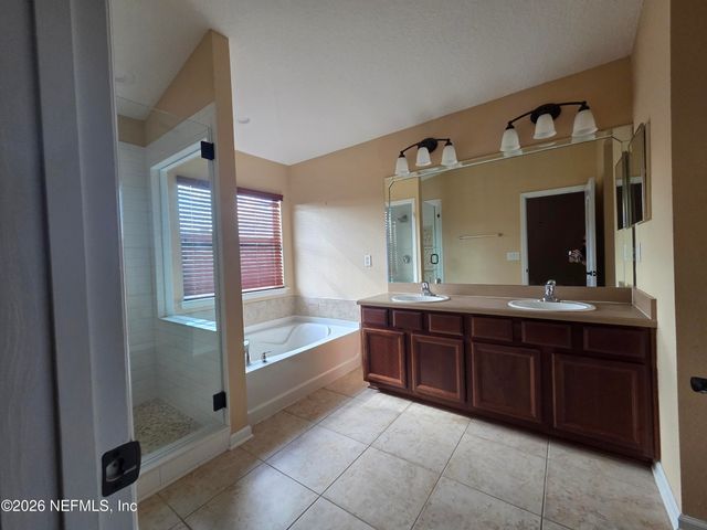 1912 COVEMONT Court, Middleburg, FL 32068