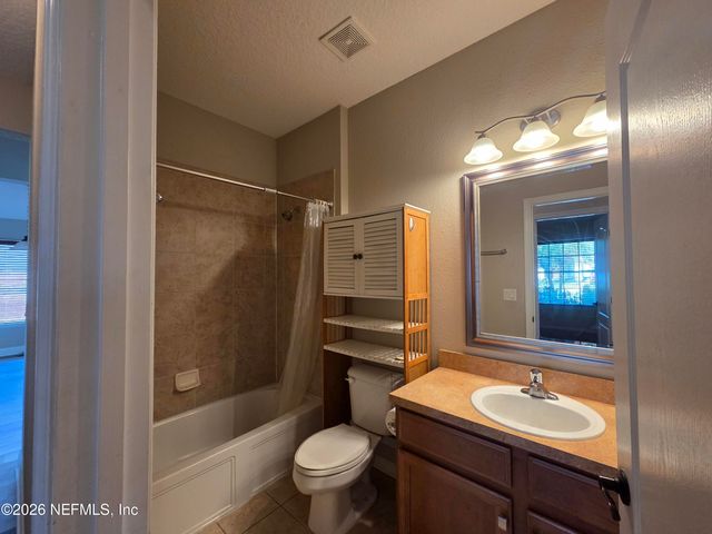 1912 COVEMONT Court, Middleburg, FL 32068