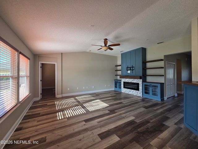 1912 COVEMONT Court, Middleburg, FL 32068