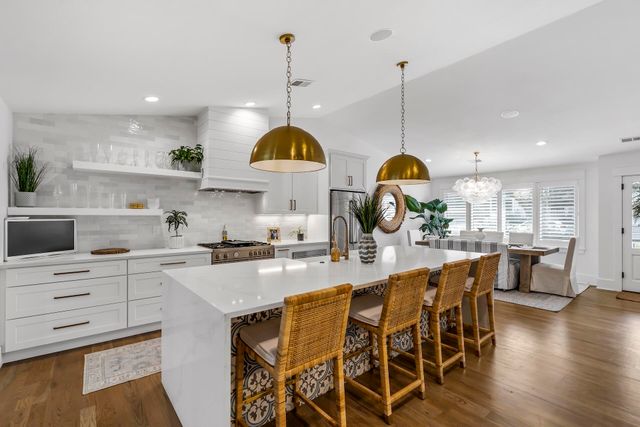 710 Simmons Street, Mount Pleasant, SC 29464