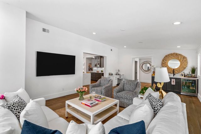 710 Simmons Street, Mount Pleasant, SC 29464