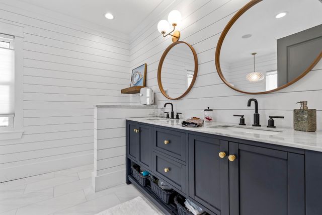 710 Simmons Street, Mount Pleasant, SC 29464