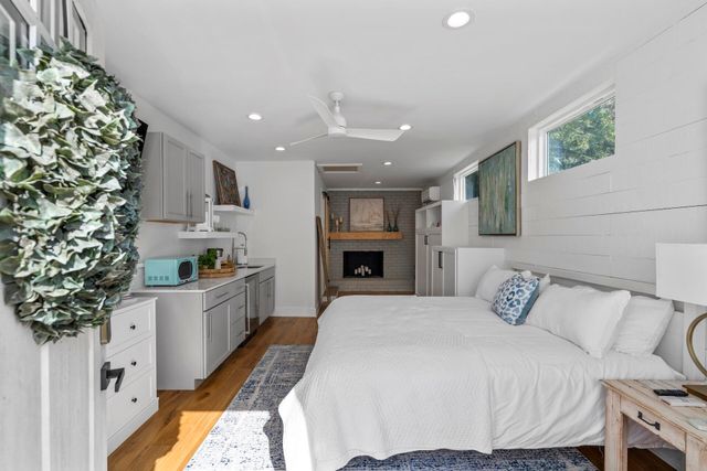 710 Simmons Street, Mount Pleasant, SC 29464