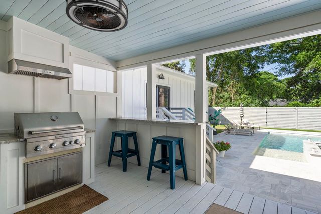 710 Simmons Street, Mount Pleasant, SC 29464