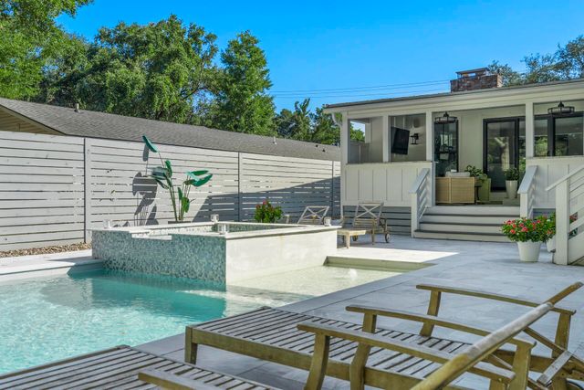 710 Simmons Street, Mount Pleasant, SC 29464