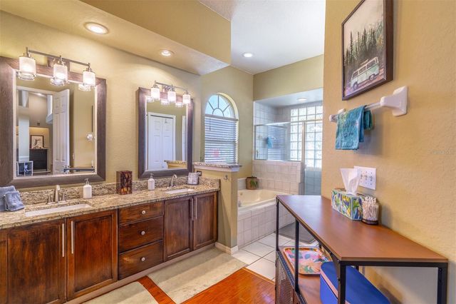 987 KERWOOD CIRCLE, Oviedo, FL 32765