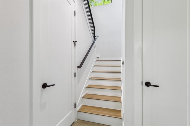 619 Hammack DR 2, Austin, TX 78752