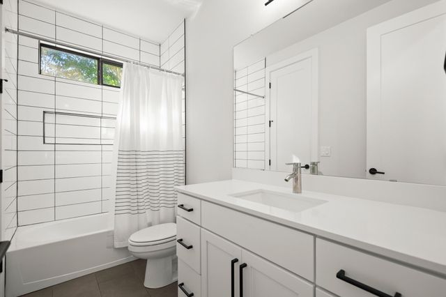 619 Hammack DR 2, Austin, TX 78752