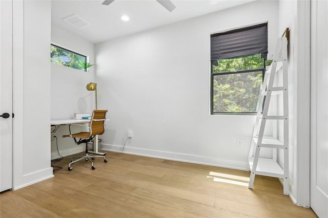 619 Hammack DR 2, Austin, TX 78752