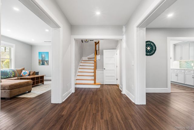 29 Howard Avenue, White Plains, NY 10606