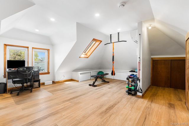 29 Howard Avenue, White Plains, NY 10606