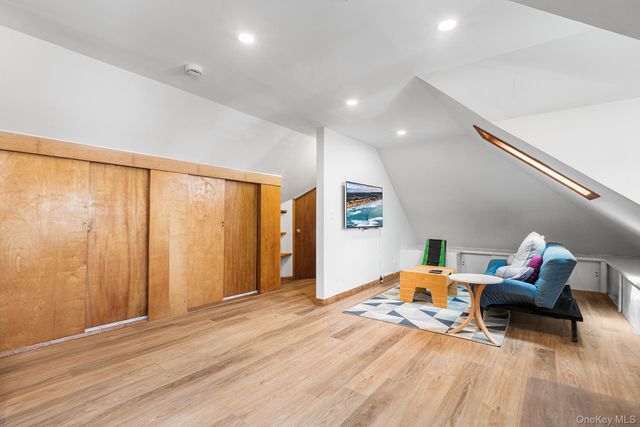 29 Howard Avenue, White Plains, NY 10606