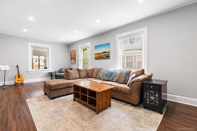 29 Howard Avenue, White Plains, NY 10606