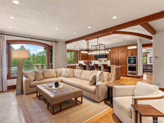 113 Elk Crossing Ln, Evergreen, CO 80439