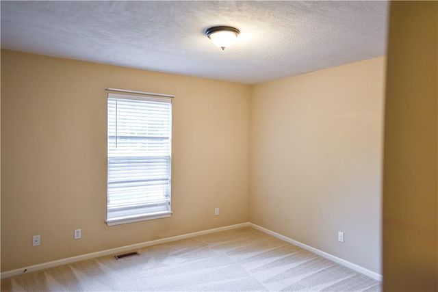 2926 Garland Street, Leavenworth, KS 66048