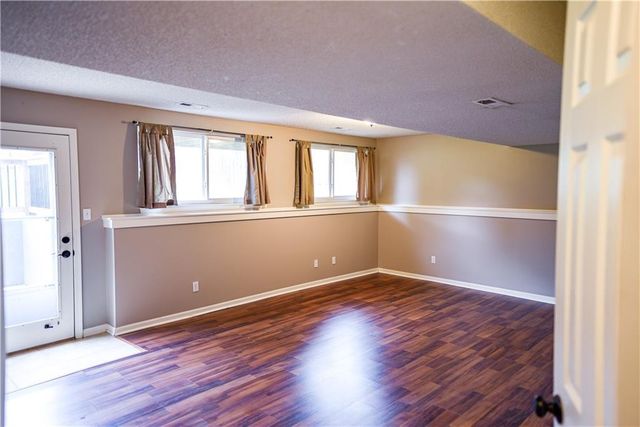 2926 Garland Street, Leavenworth, KS 66048
