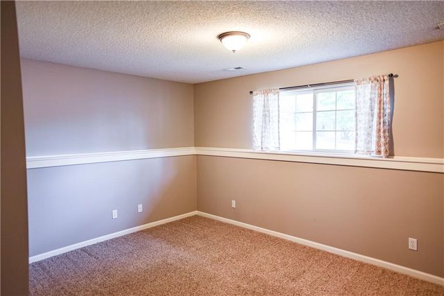 2926 Garland Street, Leavenworth, KS 66048