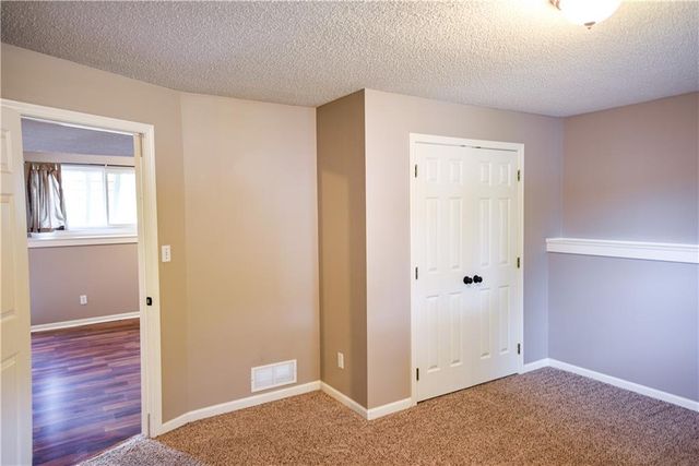 2926 Garland Street, Leavenworth, KS 66048
