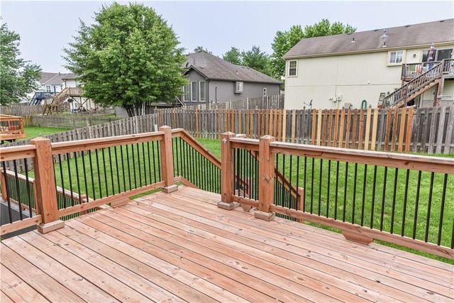 2926 Garland Street, Leavenworth, KS 66048