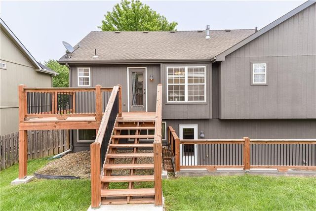 2926 Garland Street, Leavenworth, KS 66048