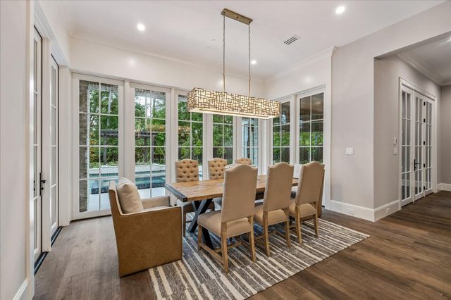 9 Valley Forge Drive, Bunker Hill Village, TX 77024