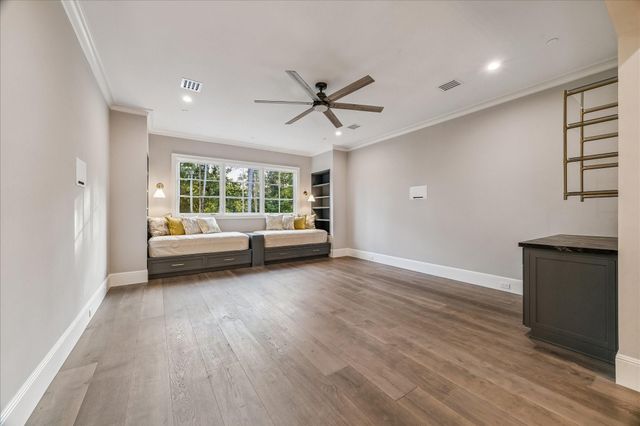 9 Valley Forge Drive, Bunker Hill Village, TX 77024