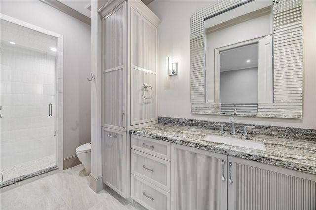 9 Valley Forge Drive, Bunker Hill Village, TX 77024