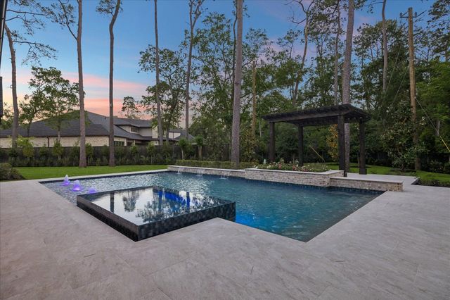 9 Valley Forge Drive, Bunker Hill Village, TX 77024