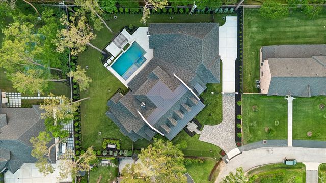 9 Valley Forge Drive, Bunker Hill Village, TX 77024