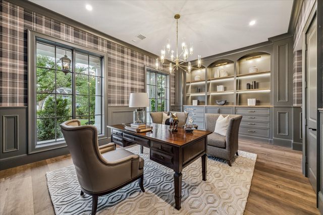 9 Valley Forge Drive, Bunker Hill Village, TX 77024