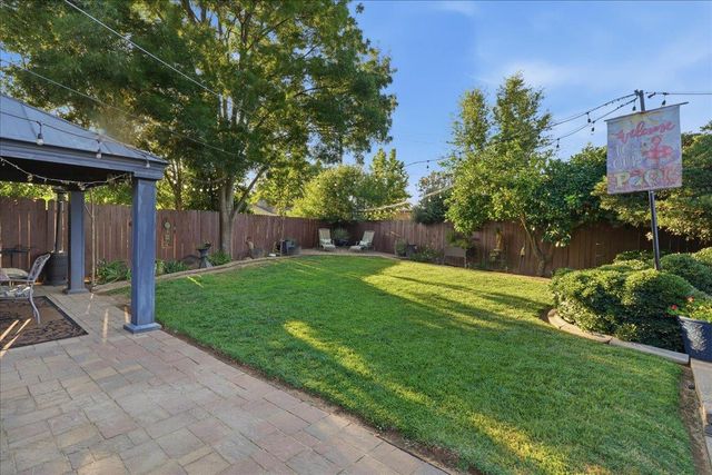 4772 Hixon Cir, Carmichael, CA 95608