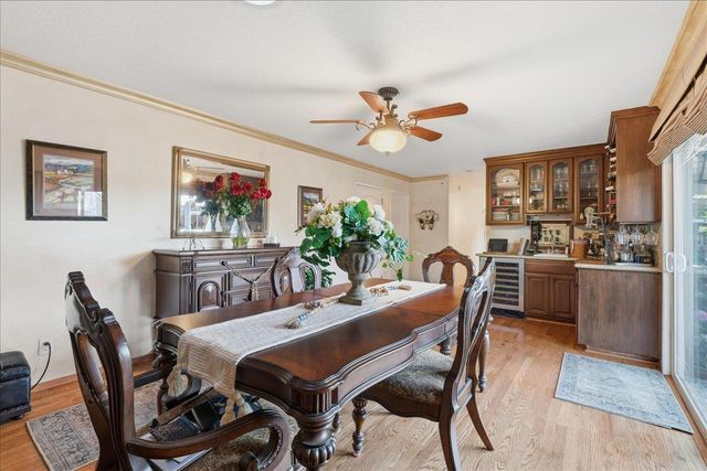 4772 Hixon Cir, Carmichael, CA 95608