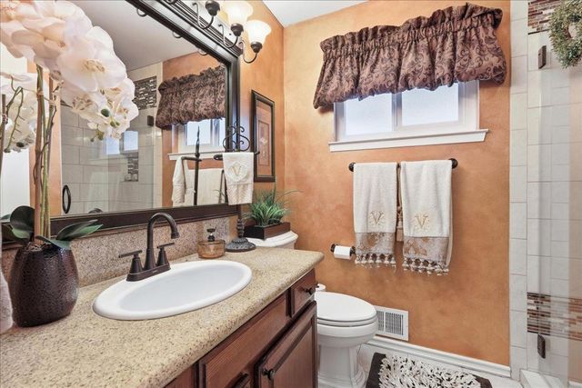 4772 Hixon Cir, Carmichael, CA 95608