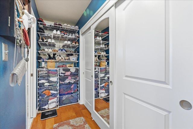 4772 Hixon Cir, Carmichael, CA 95608