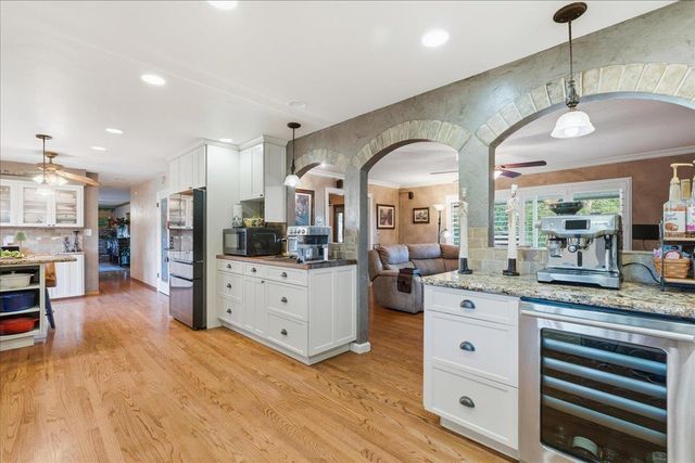 4772 Hixon Cir, Carmichael, CA 95608