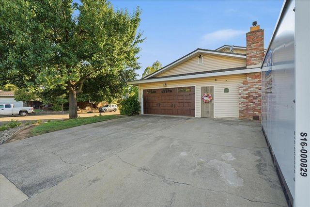 4772 Hixon Cir, Carmichael, CA 95608