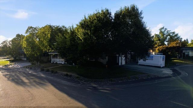 4772 Hixon Cir, Carmichael, CA 95608