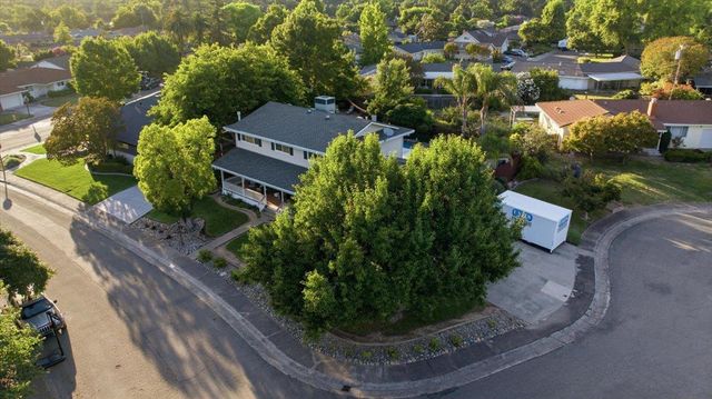 4772 Hixon Cir, Carmichael, CA 95608
