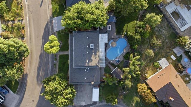 4772 Hixon Cir, Carmichael, CA 95608